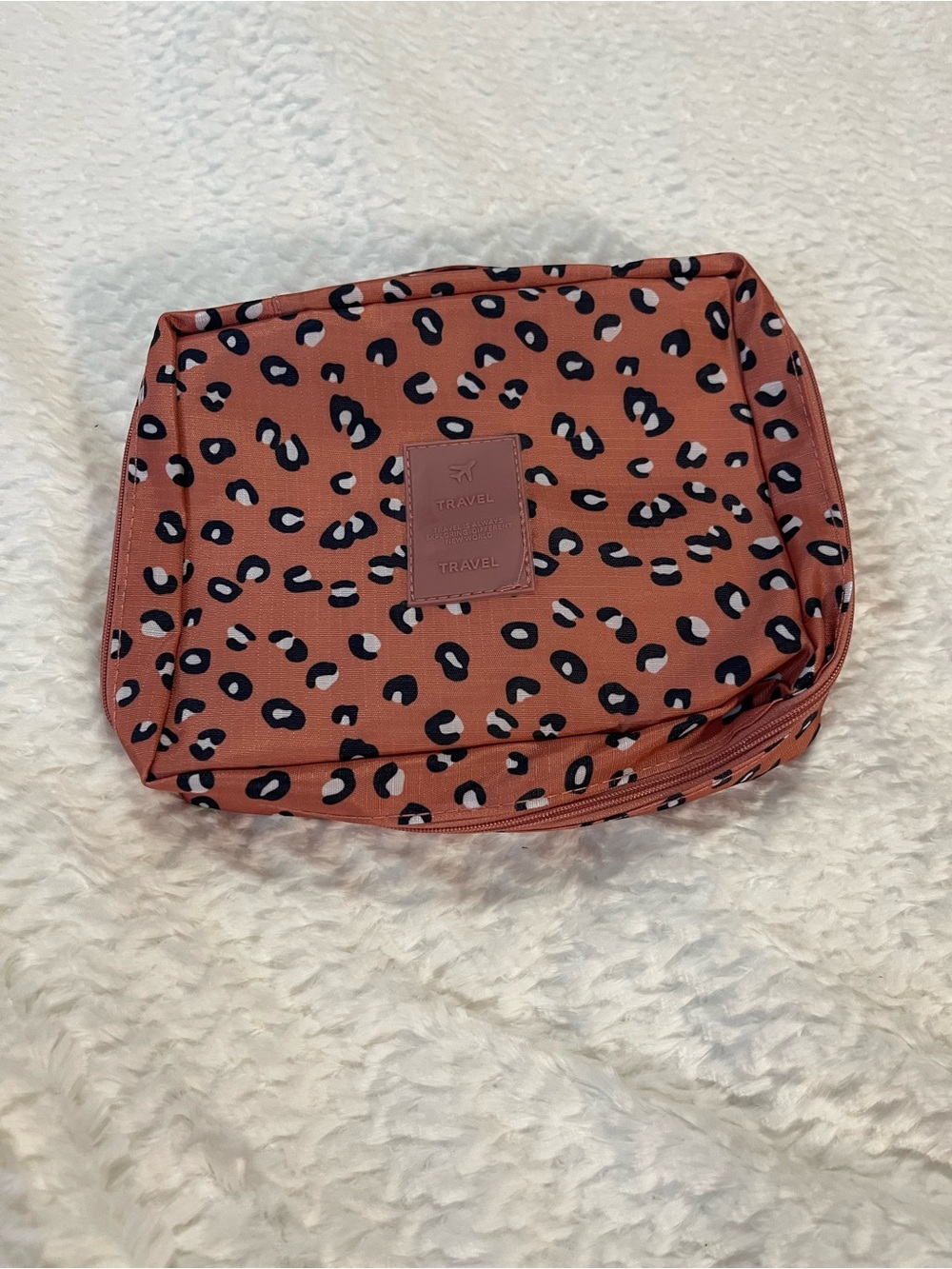 Crochet Hook & Knitting Accessories Kit with Leopard Print Organizer Bag